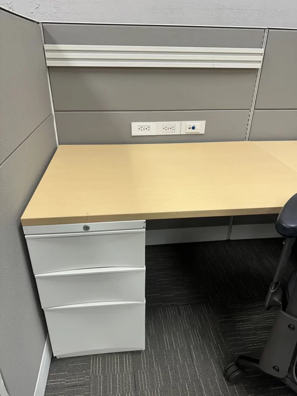Used Teknion 7' x 7' Cubicles - Image 5