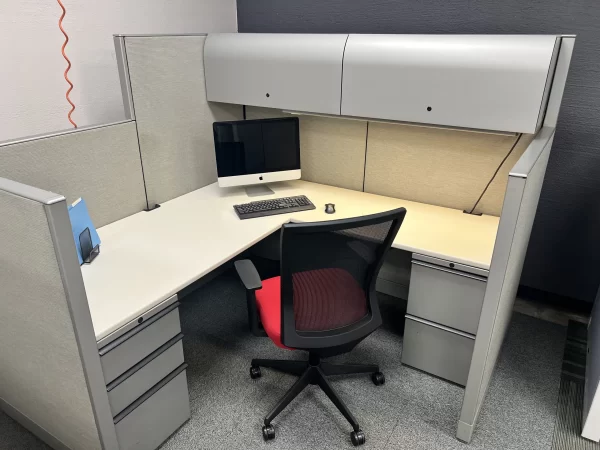 used knoll 6' x 6' office cubicles