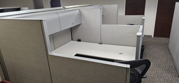 used knoll 6' x 6' office cubicles