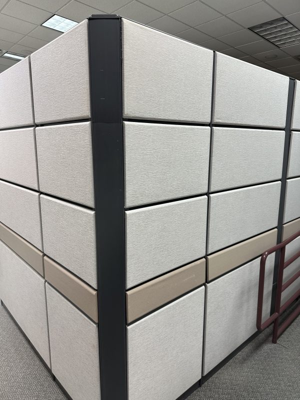 teknion 82" 6x6 office cubicle