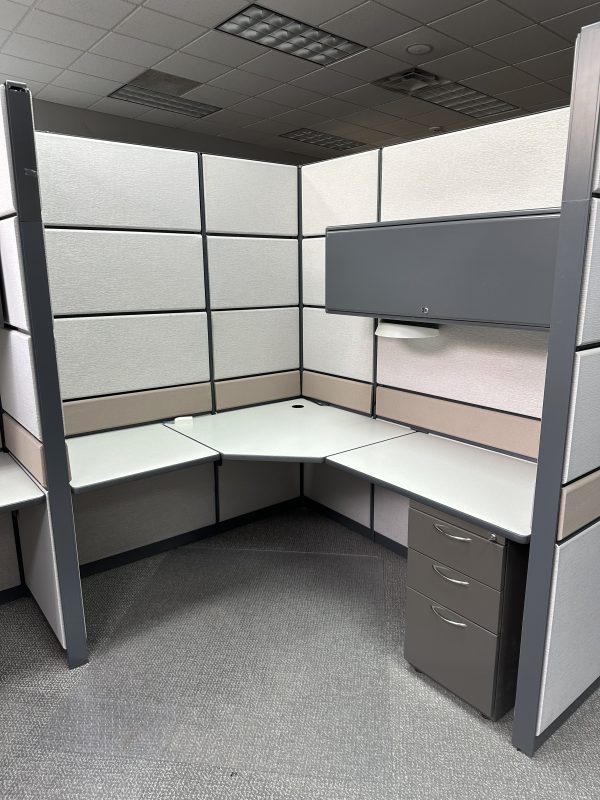 teknion 82" 6x6 office cubicle