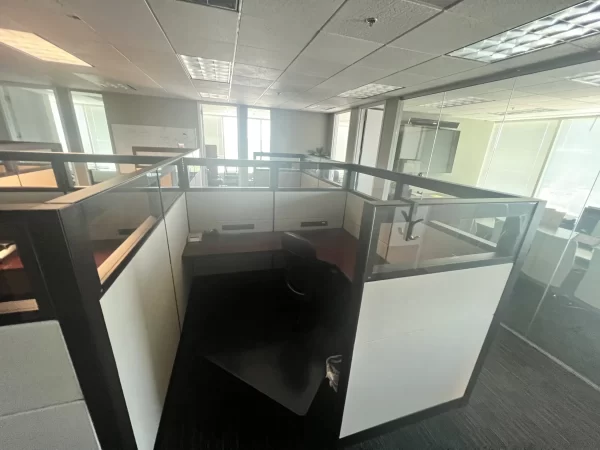 teknion 7'x7' used cubicles