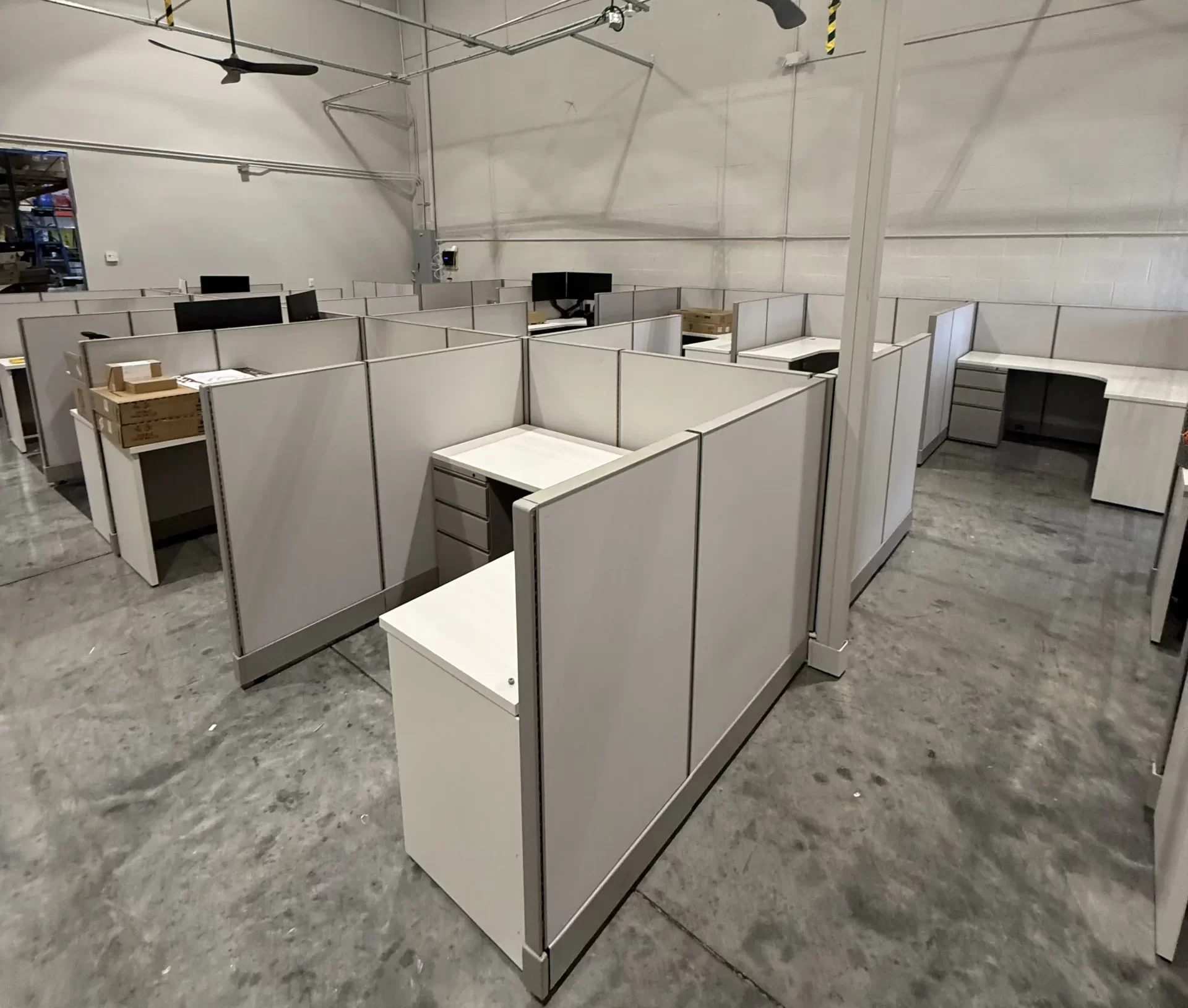 5 points electrical warehouse cubicles