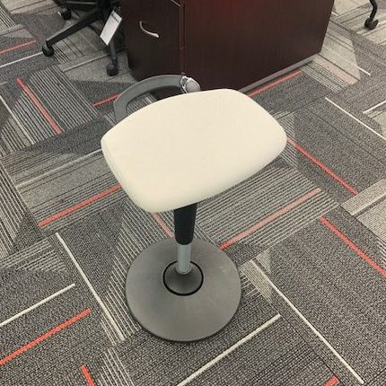 48" Round Table