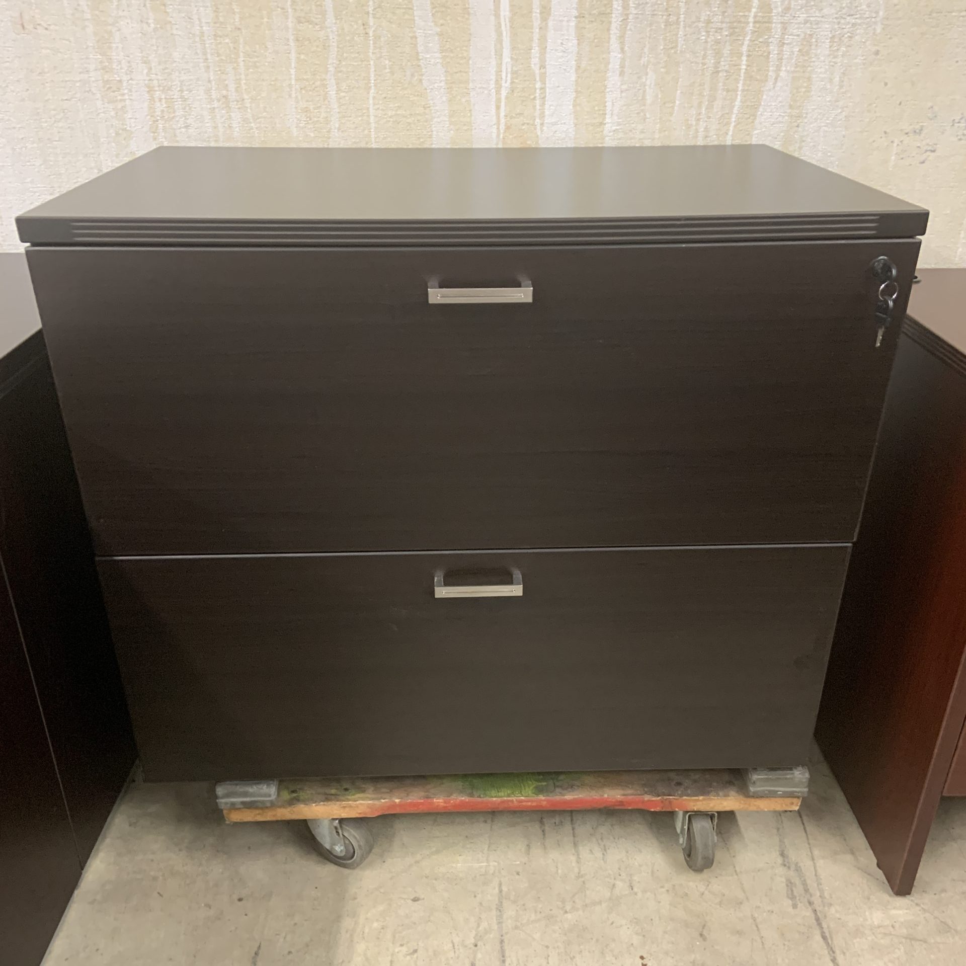 48" Round Table