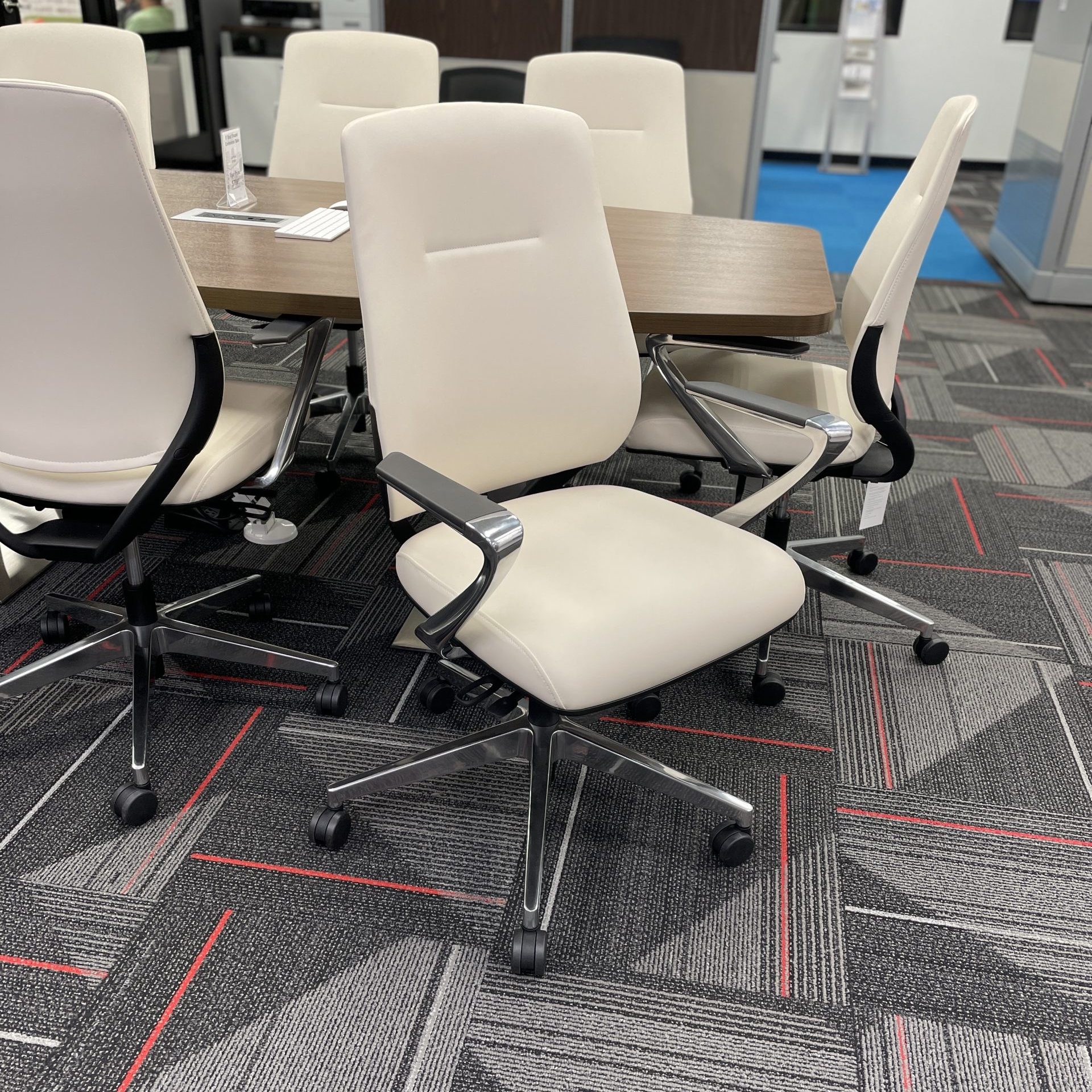 48" Round Table
