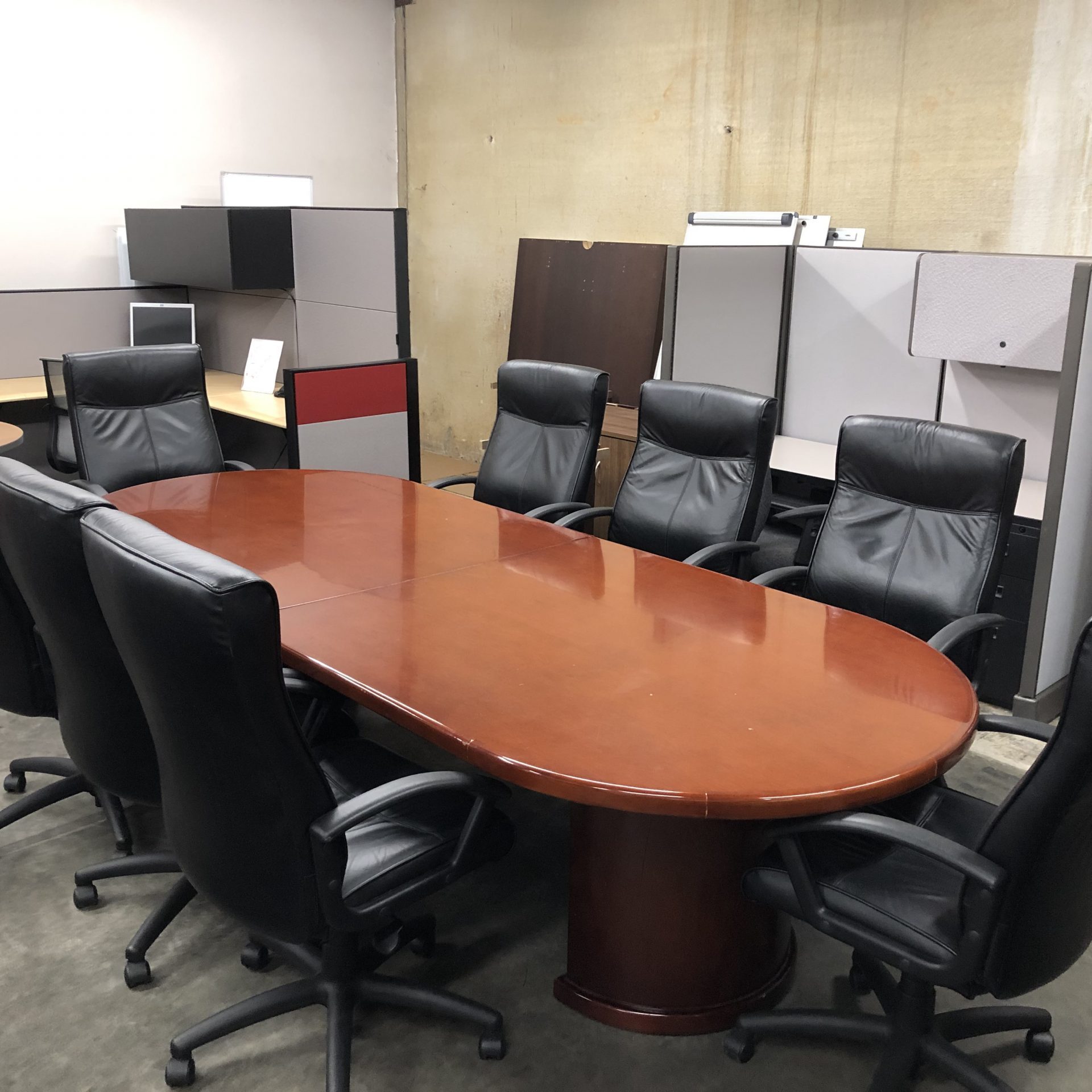 48" Round Table
