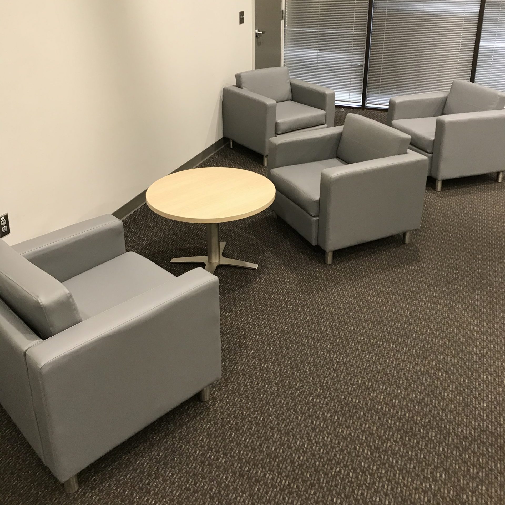 48" Round Table